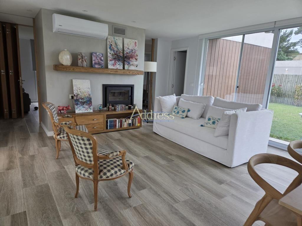 Casa en Jardines de Córdoba - Punta del Este