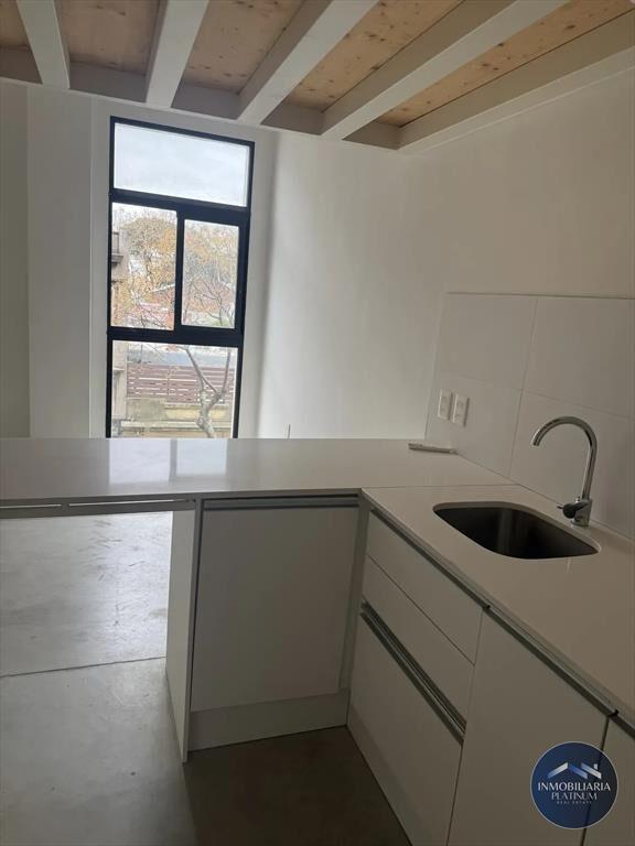 ¡Apartamento a Estrenar en Alquiler! Luminoso con Parril...