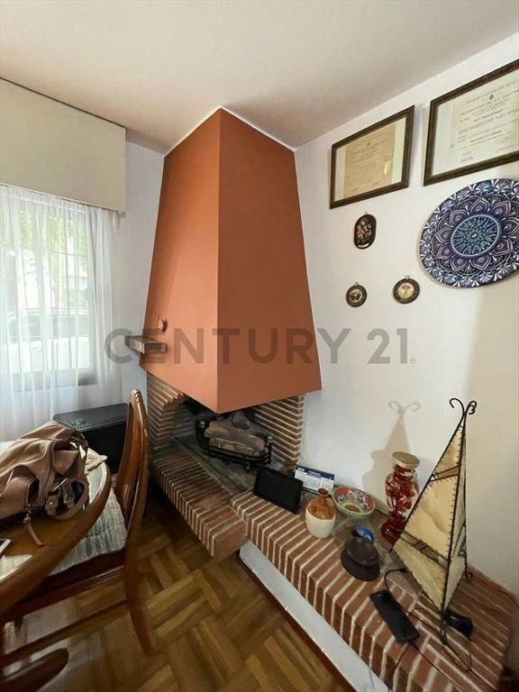 Venta Casa 2 plantas.Cordon.3 dormitorios.3 baños.Garaje....