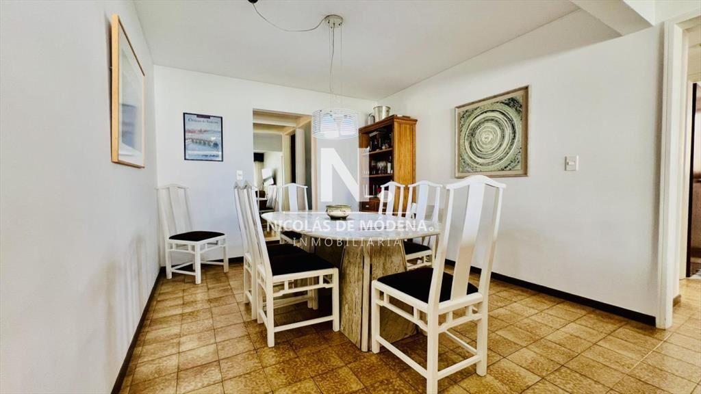 En venta apartamento en Brava de 2 dormitorios.