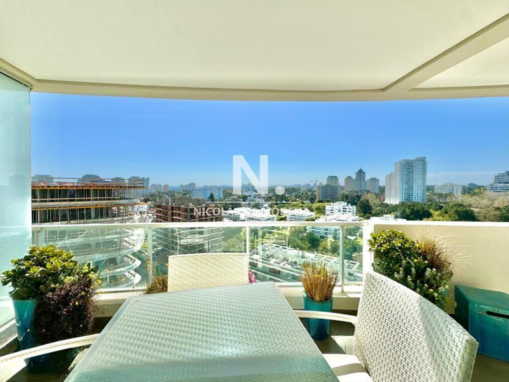 Vende apartamento con hermosa vista de 2 en punta