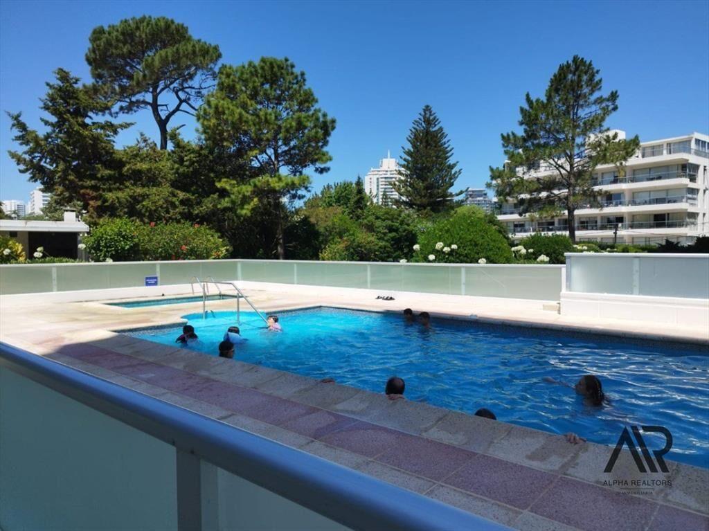 Apartamento 2 dormitorios, 2 baños en alquiler temporari...