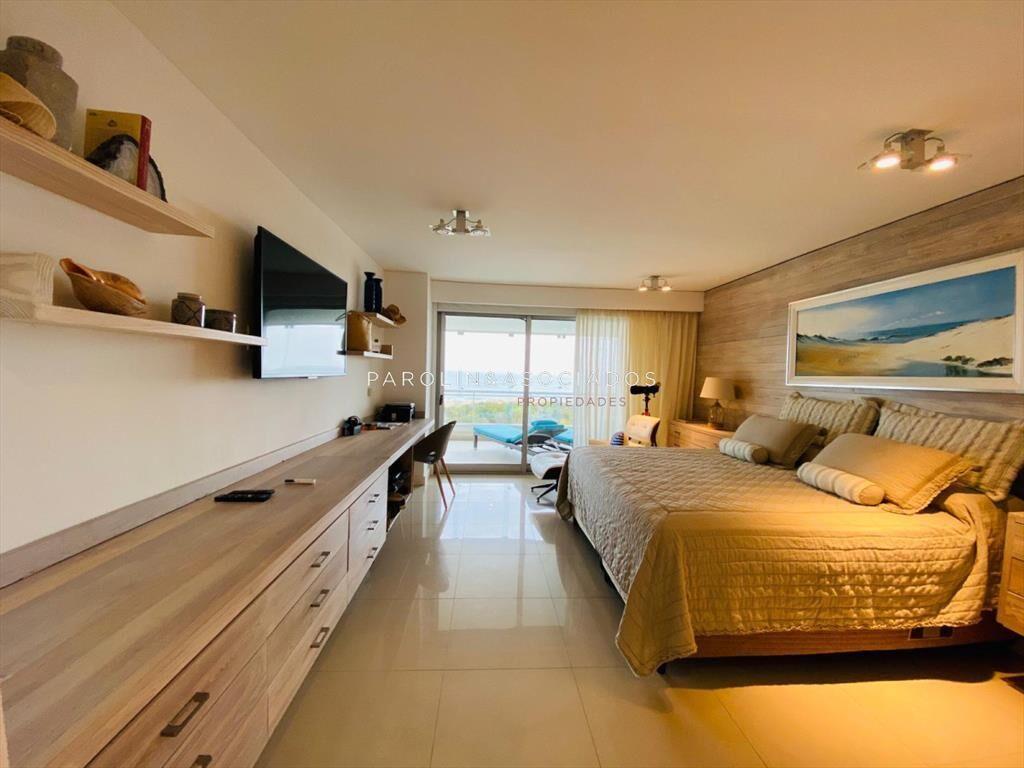 Apartamento en venta de 3 dormitorios en Terrazas