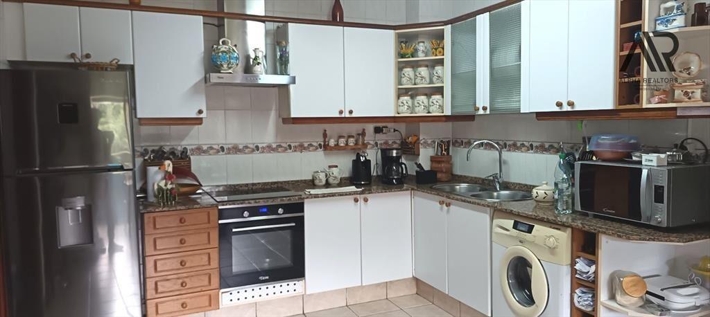 Casa en venta c/ cochera en Centro
