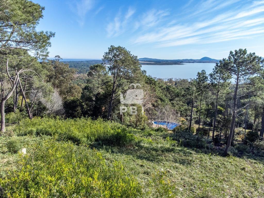 Terreno en venta en Las Cumbres, Punta Ballena -