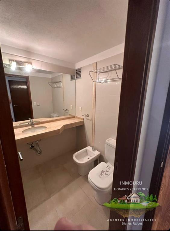 Se alquila apartamento en zona Punta Carretas