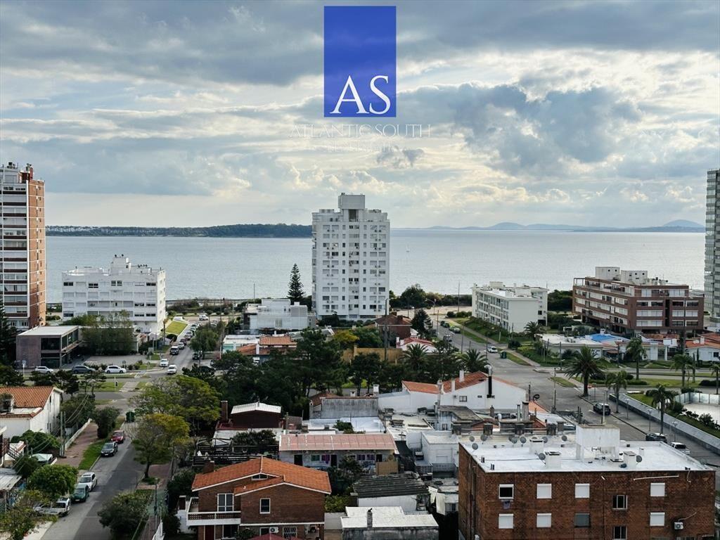 Apartamento 2 dormitorios excelente vista Playa Mansa Punt