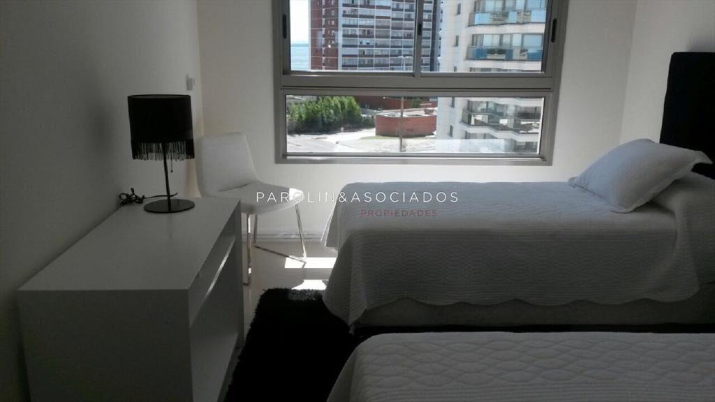 Hermoso apartamento de 3 dormitorios en venta, Torre Imperi