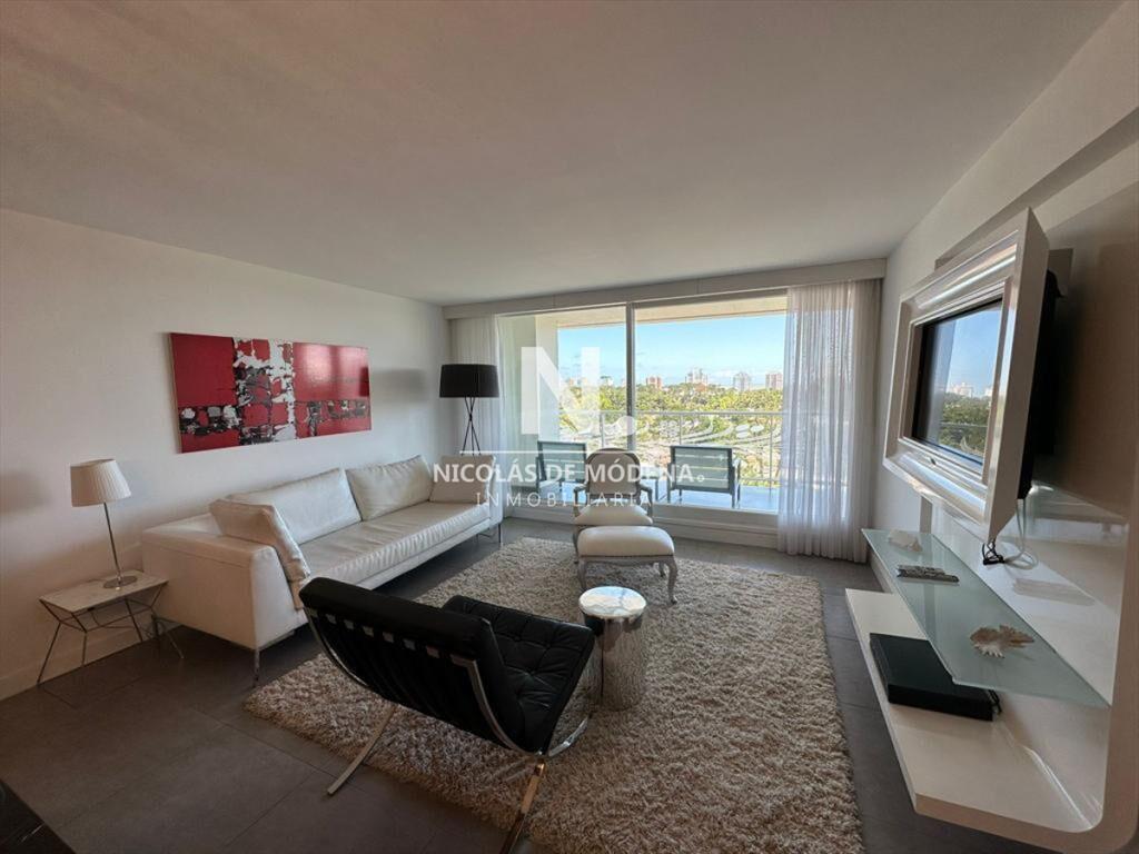 Departamento en venta, 2 dormitorios, Punta del