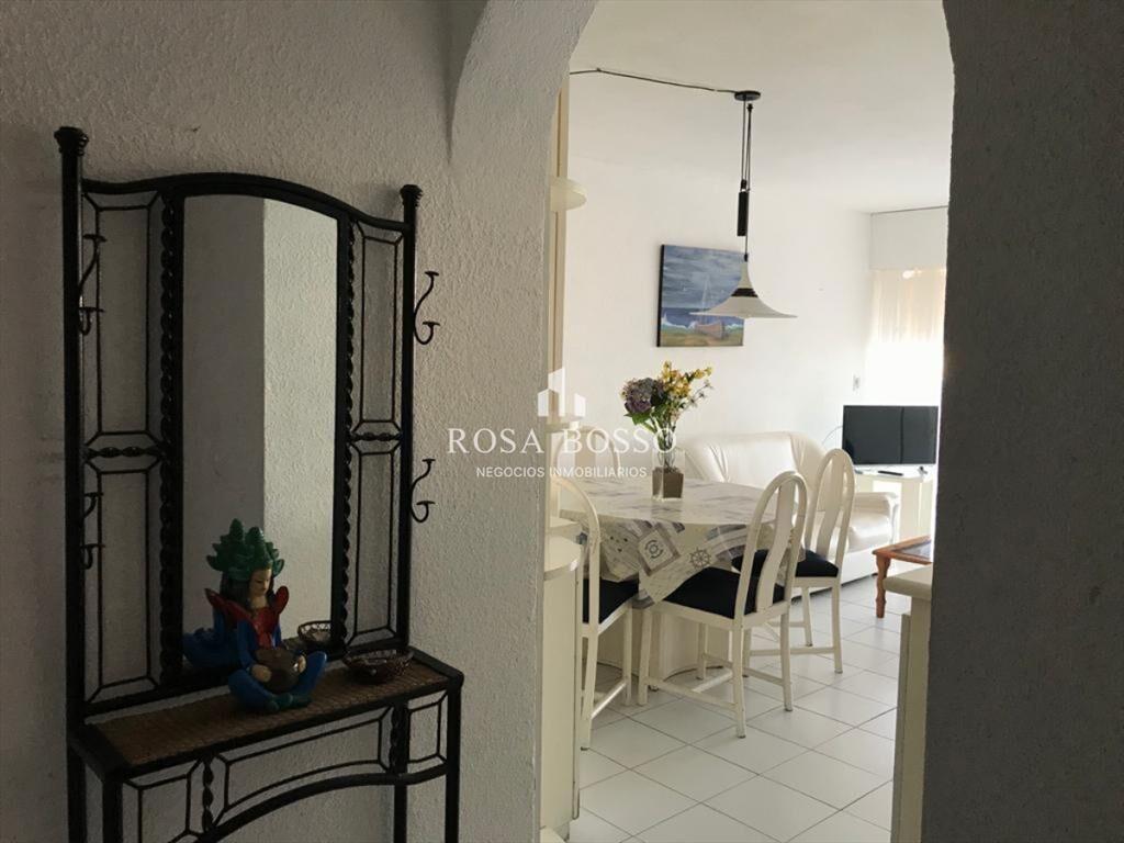 ALQUILER, 2 dormitorios, Apartamento, Península, Punta del