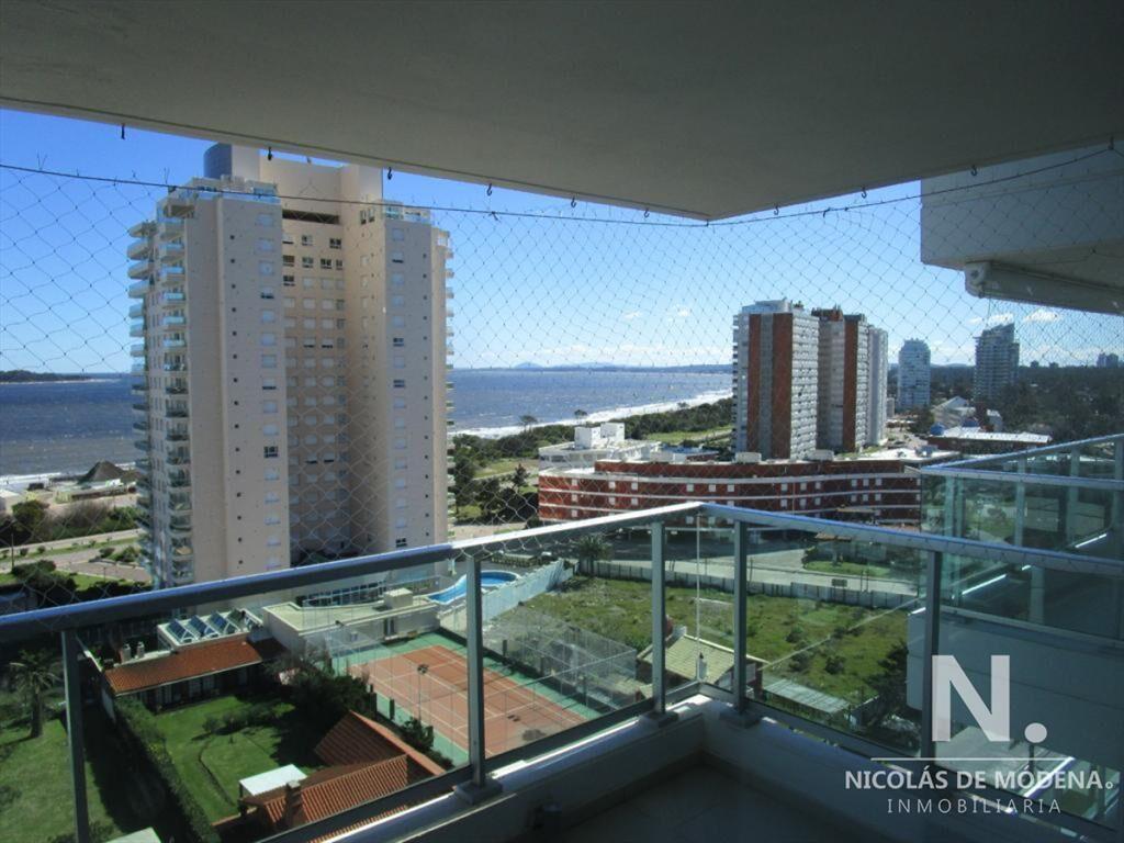 VENTA HERMOSO APARTAMENTO A METROS DE PLAYA MANSA