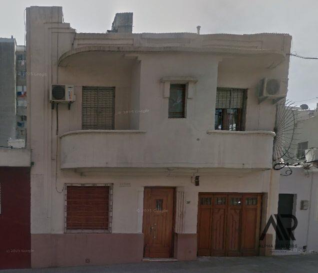 Venta Casa de 4 dormitorios con Cochera, Altillo y Azote...