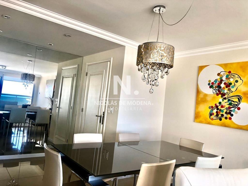 Apartamento en venta en Piso 14 Torre Imperiale con Vista