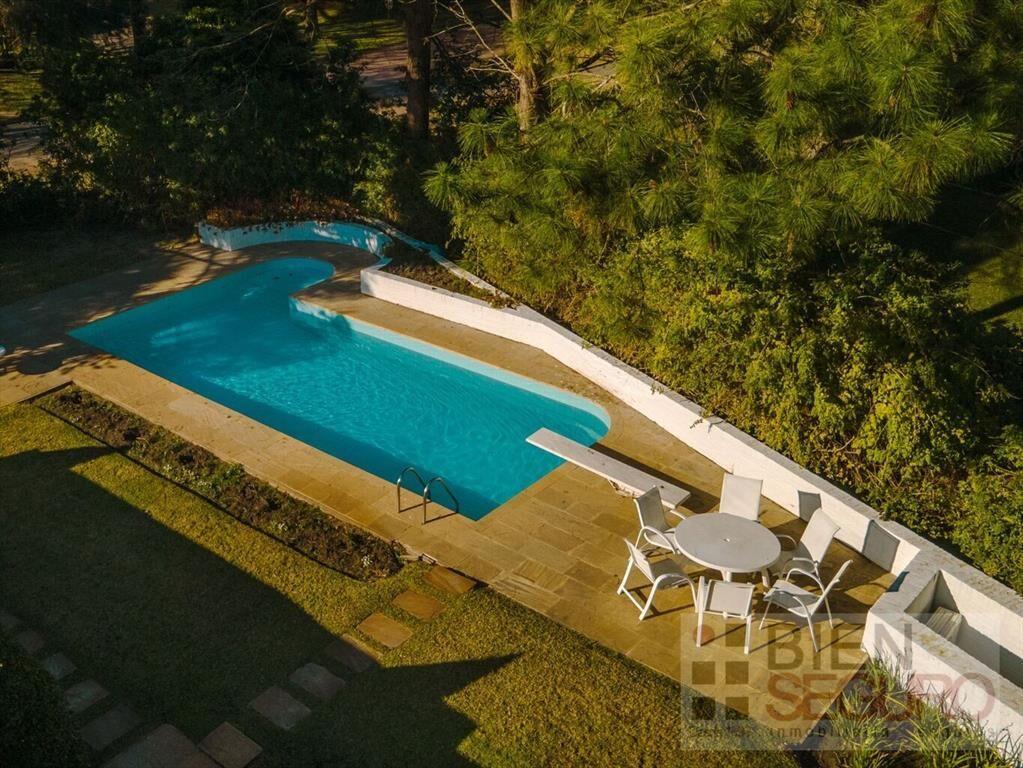 Excelente residencia en Lugano. Más de 1600 m2. Punta del