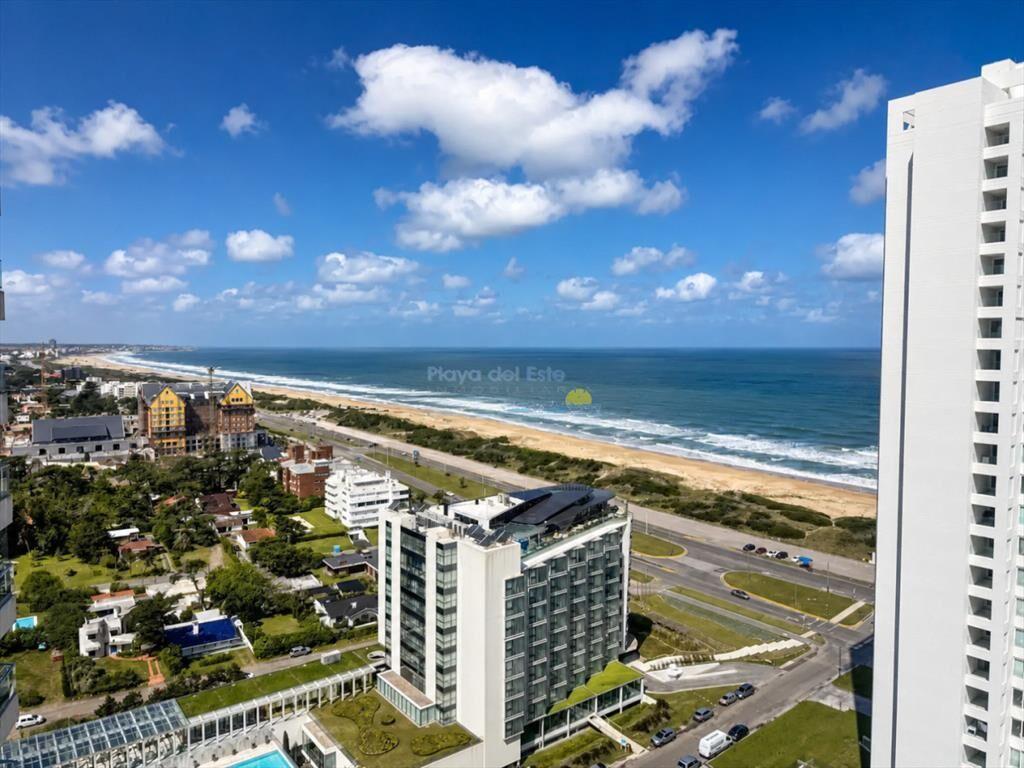 Venta de gran apartamento de 3 dormitorios con en