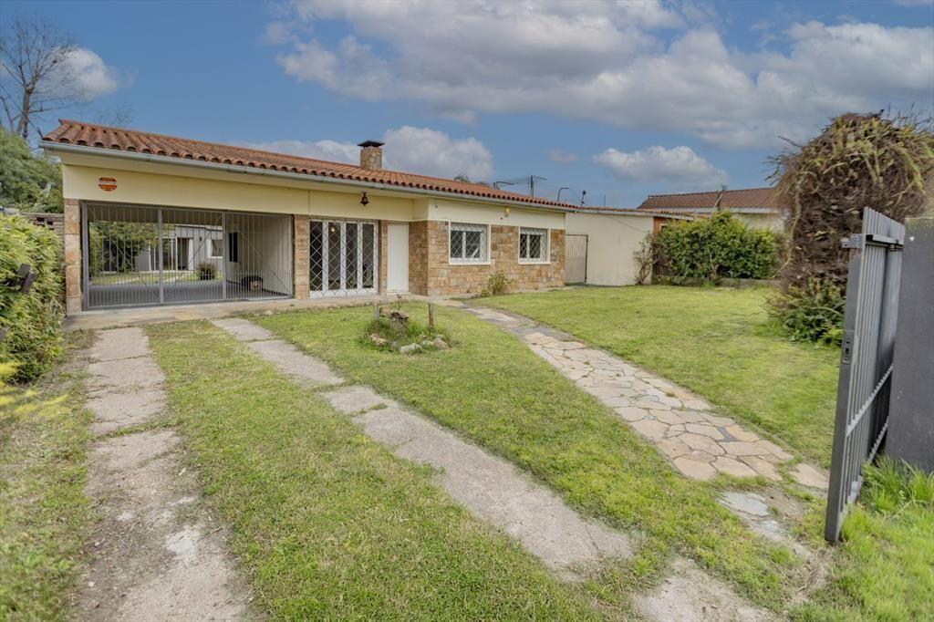 Venta de Casa en Solymar Sur, 3 dormitorios y barbacoa
