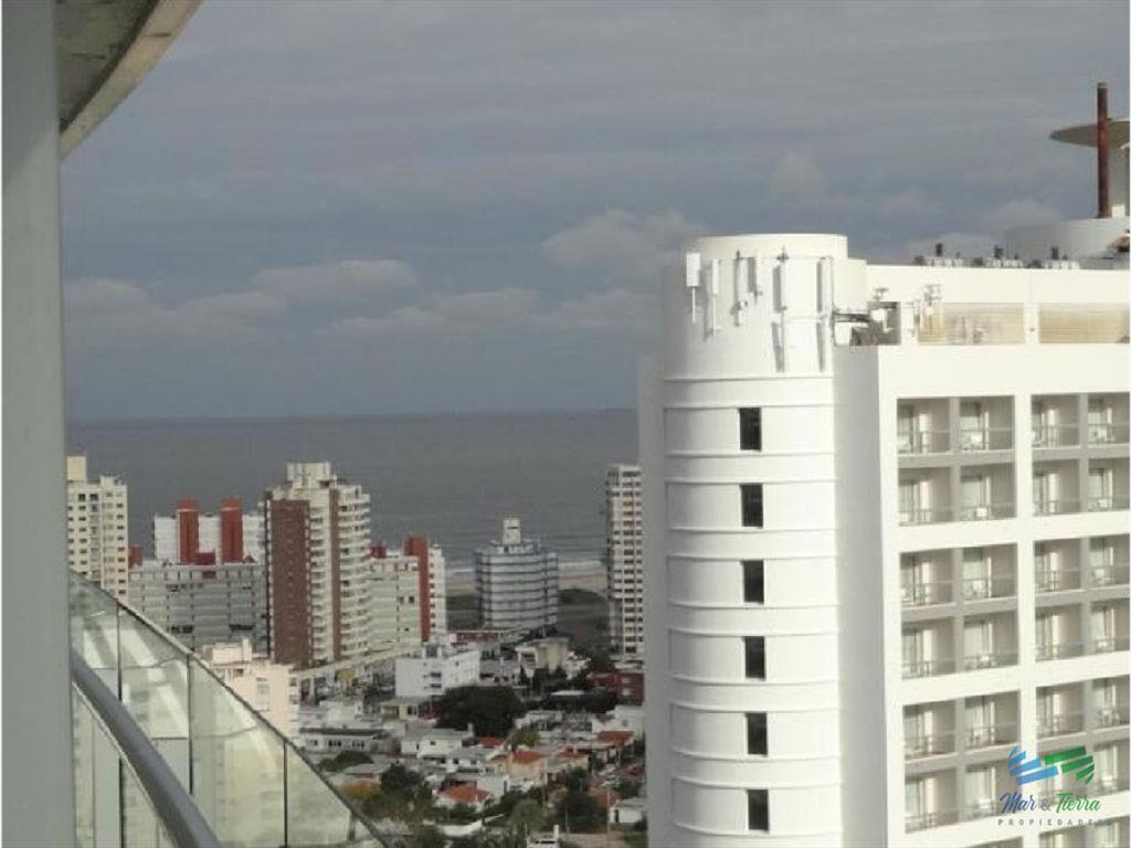 MODERNO APTO EN EDIFICIO DE ALTO NIVEL