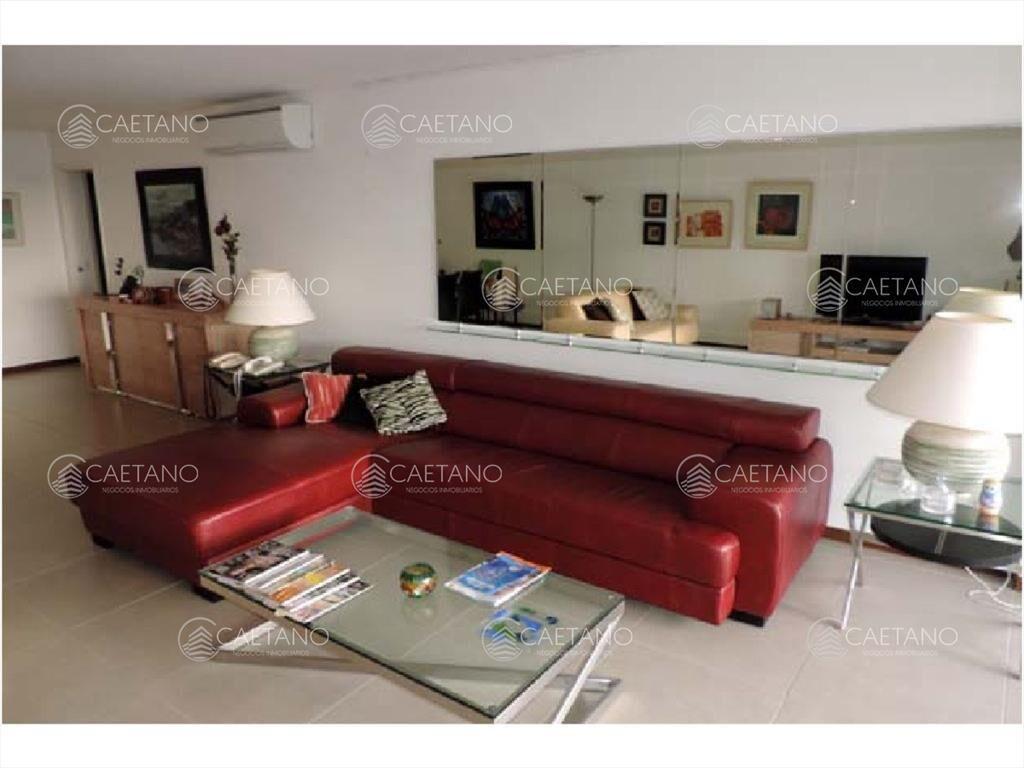 AL MAR CON PARRILLERO,TODOS LOS SERVICIOS, GARAGE