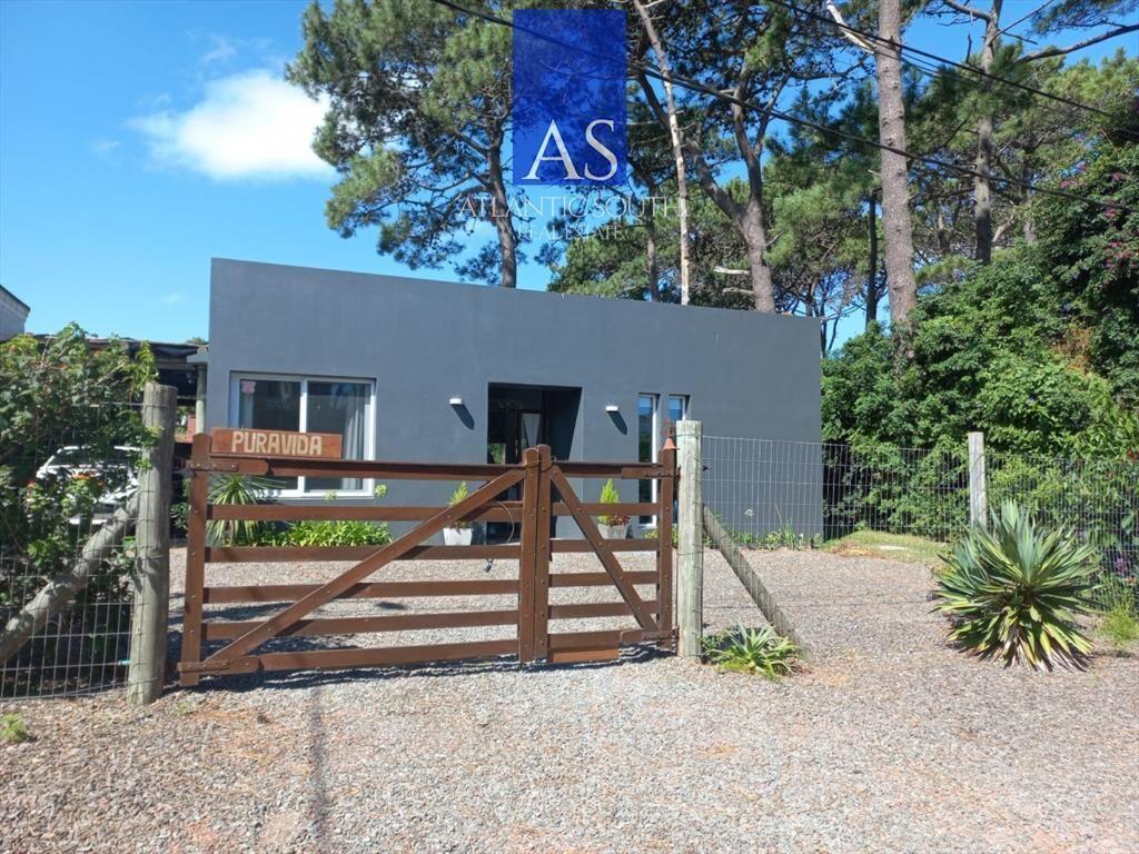 Casa minimalista moderna en venta Punta del Este