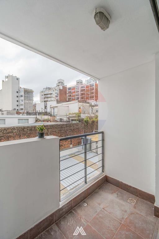 ALQUILER MONOAMBIENTE CORDÓN SUR BALCÓN