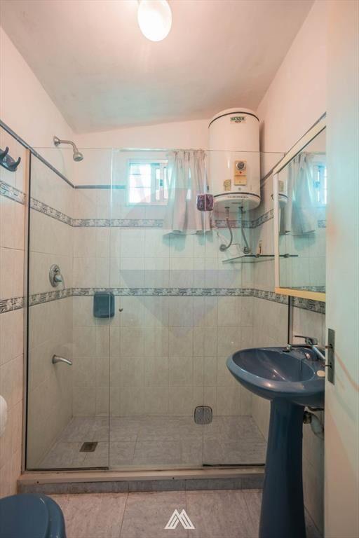 Venta casa 3 dormitorios, 2 baños. Brazo Oriental