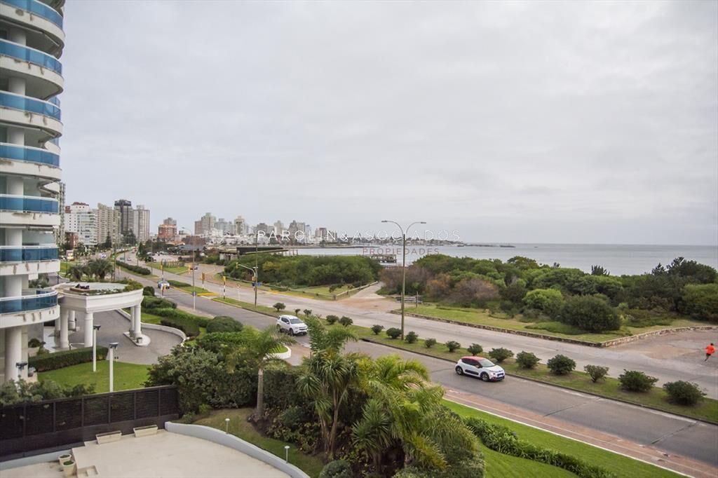 Apartamento en venta de 3 dormitorios en Beverly