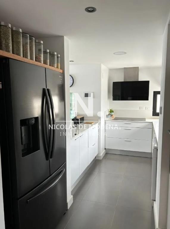 Vende apartamento Penthouse de 3 dormitorios con