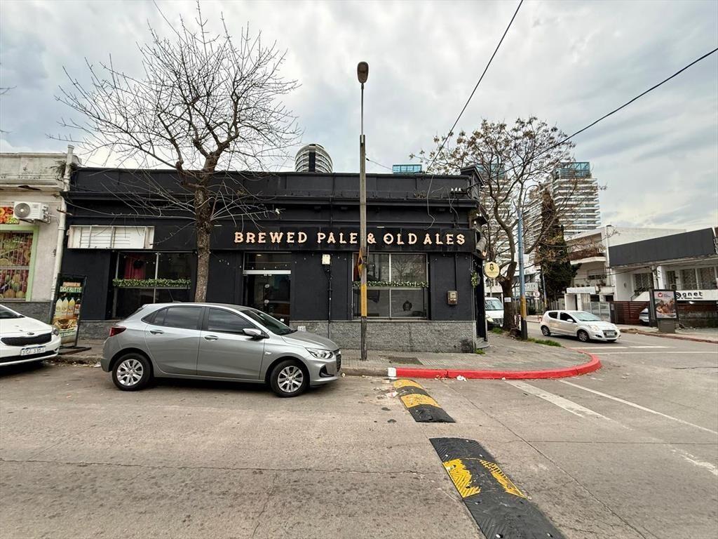 ALQUILER LOCAL COMERCIAL ESQUINA MALVIN