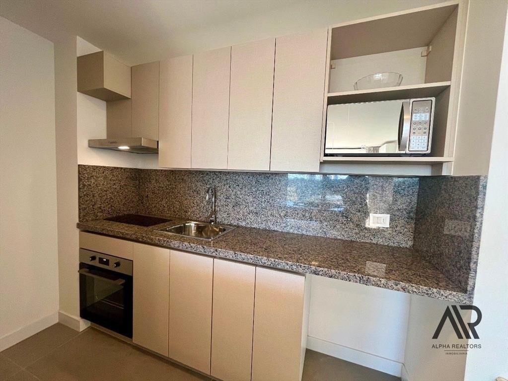 Venta De Monoambiente En Edificio View Punta Del Este