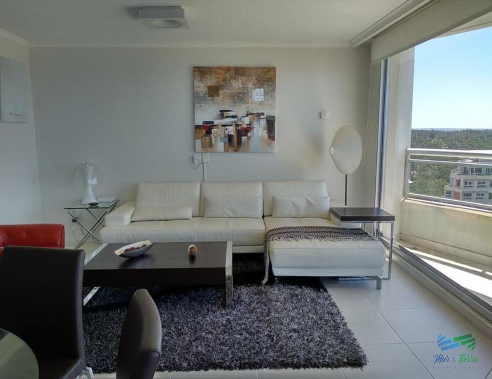 Alquilo por temporada apartamento 3 dormitorios con servici