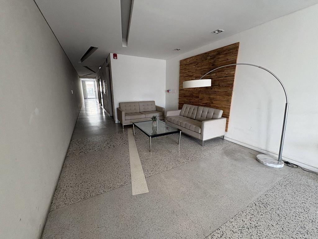 Alquiler de Apartamento en Almería con 2 dormitorios en Malv