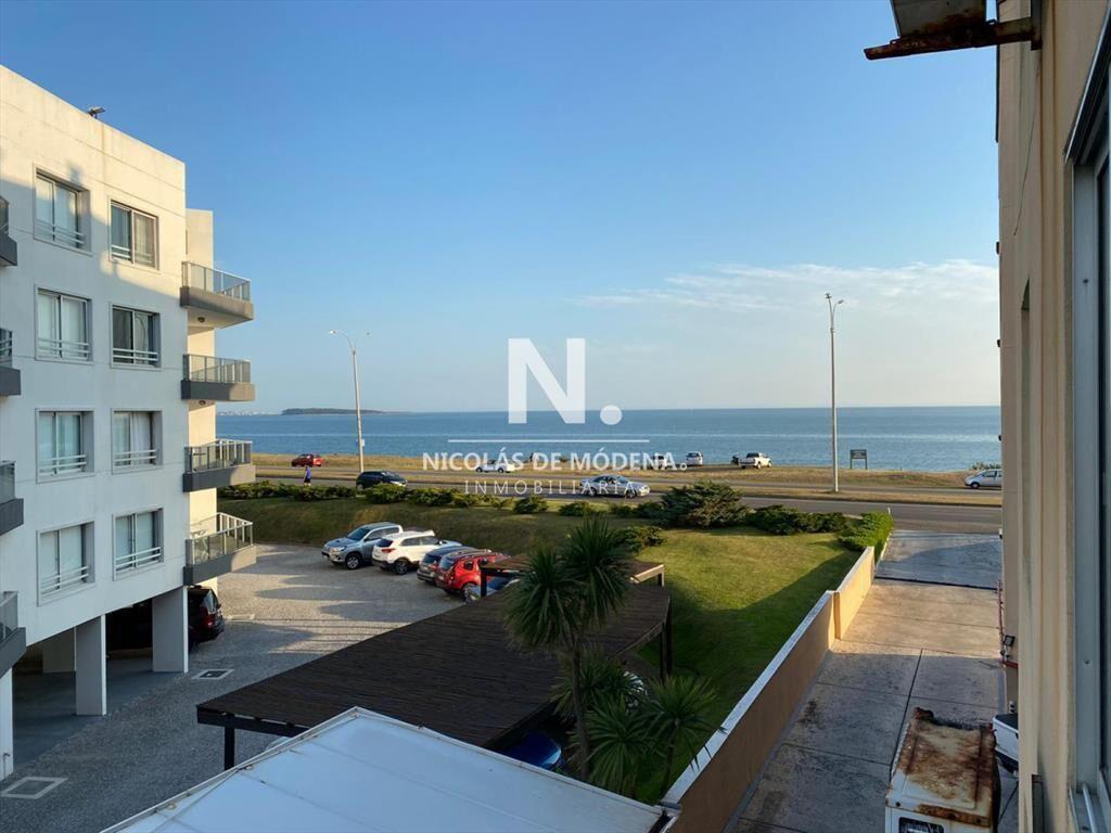Venta Apartamento de 2 dormitorios en Pinares, Punta del Es