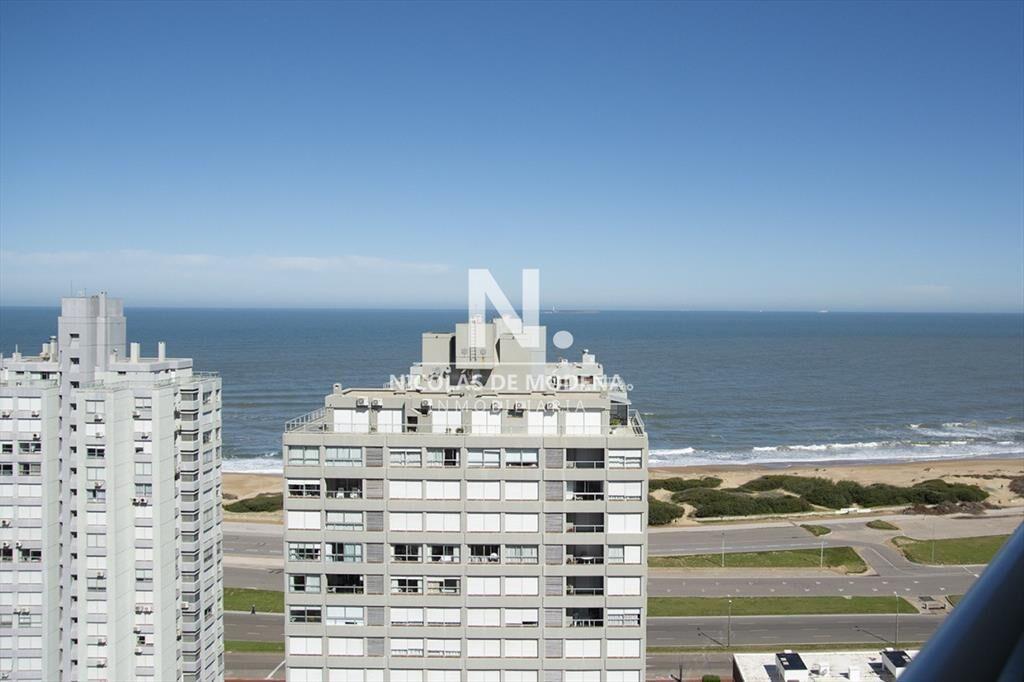 Lindo departamento con Gran Iluminación. Torre a