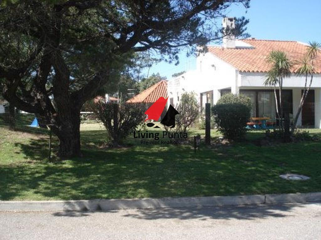 Casa en Mansa, 4 dormitorios *