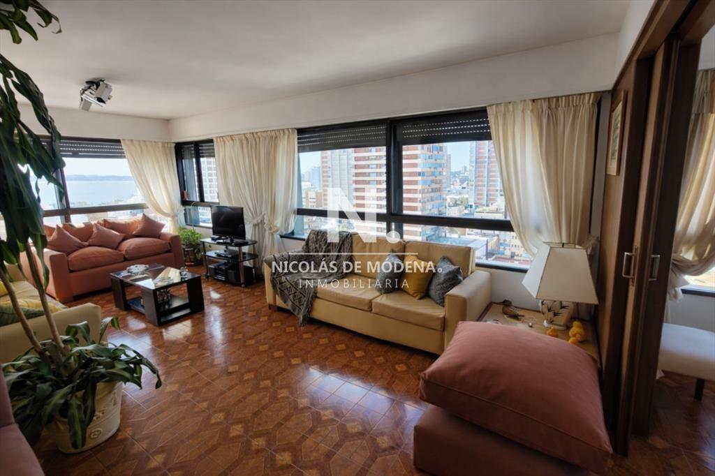 Alquiler de departamento en Peninstula, de 3 mas
