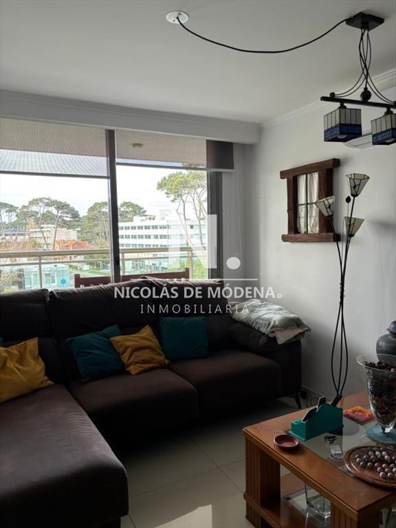 Apartamento en venta en excelente ubicacion, 2 dormitorios