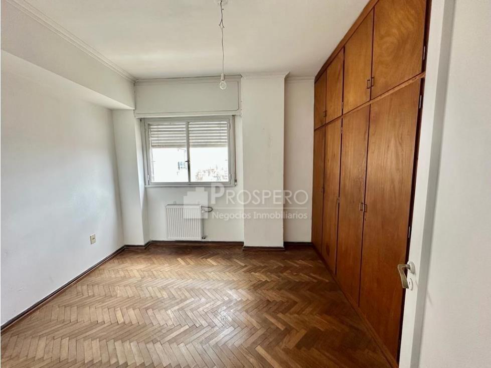 VA1601/P Venta apto 3 dormitorios Centro garaje CON RENTA