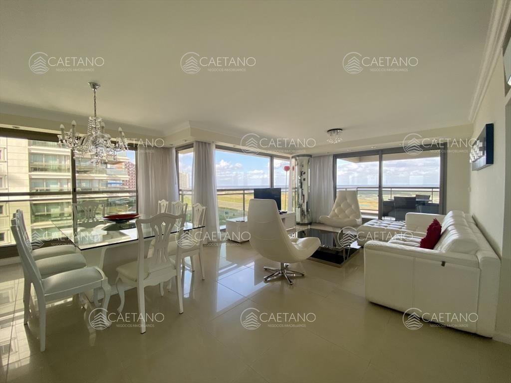 Alquiler apartamento 3 dormitorios Imperiale Punta del Este