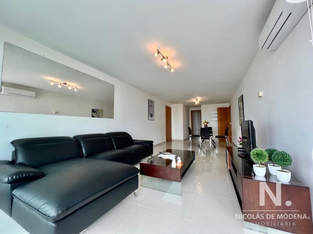 Apartamento en alquiler temporario Playa Mansa 2 dormitorio