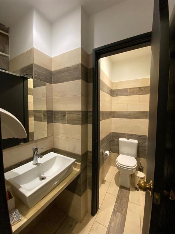 Sarandi y Bartolome Mitre, 170 m2, reciclada, lujosa, pront