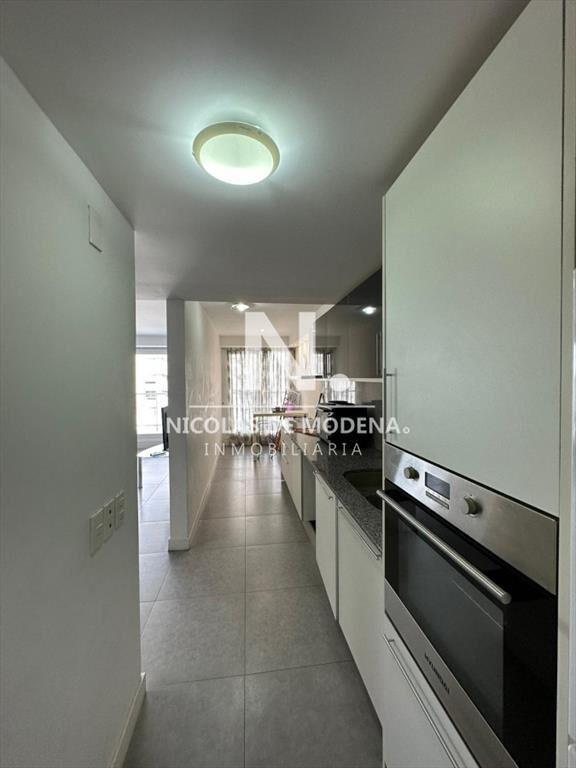 Apartamento 3 dormitorios en edificio de en Punta