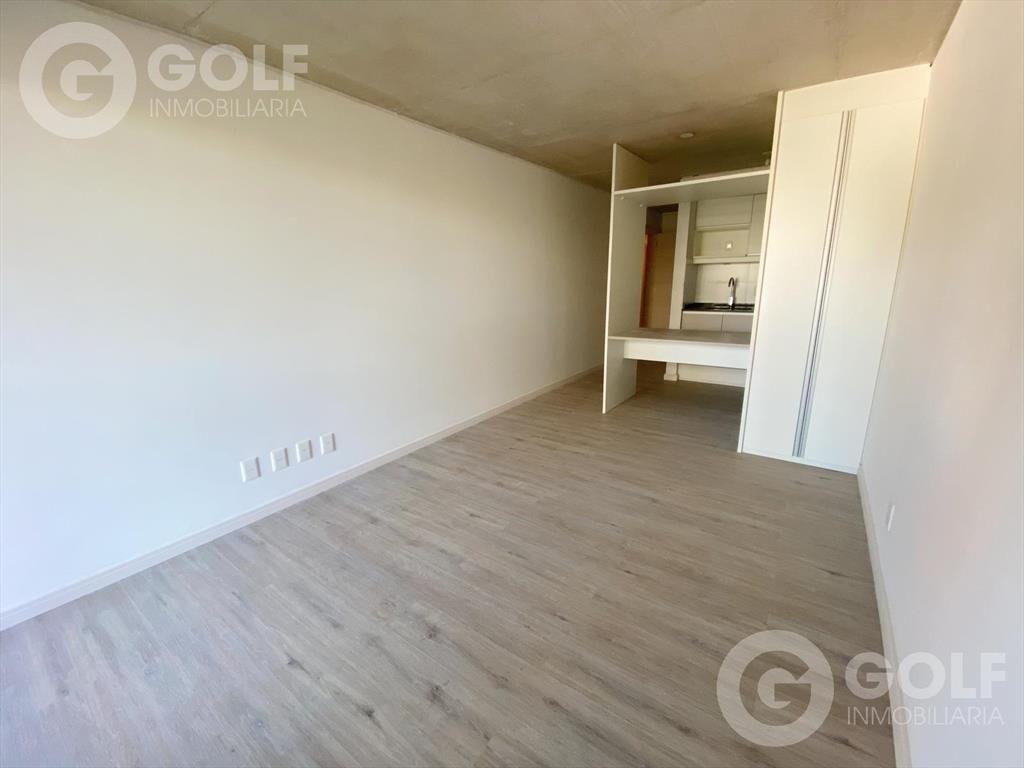 Venta monoambiente con terraza en Tres Cruces