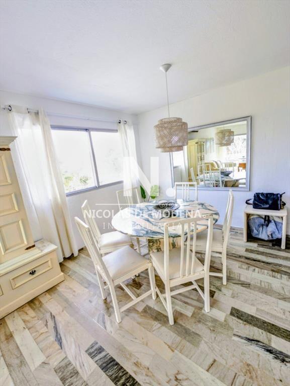 Apartamento de 3 dormitorios en venta en Punta