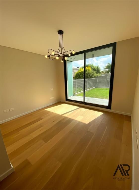 Apartamento en venta c/ cochera en Jardines de Carrasco ...