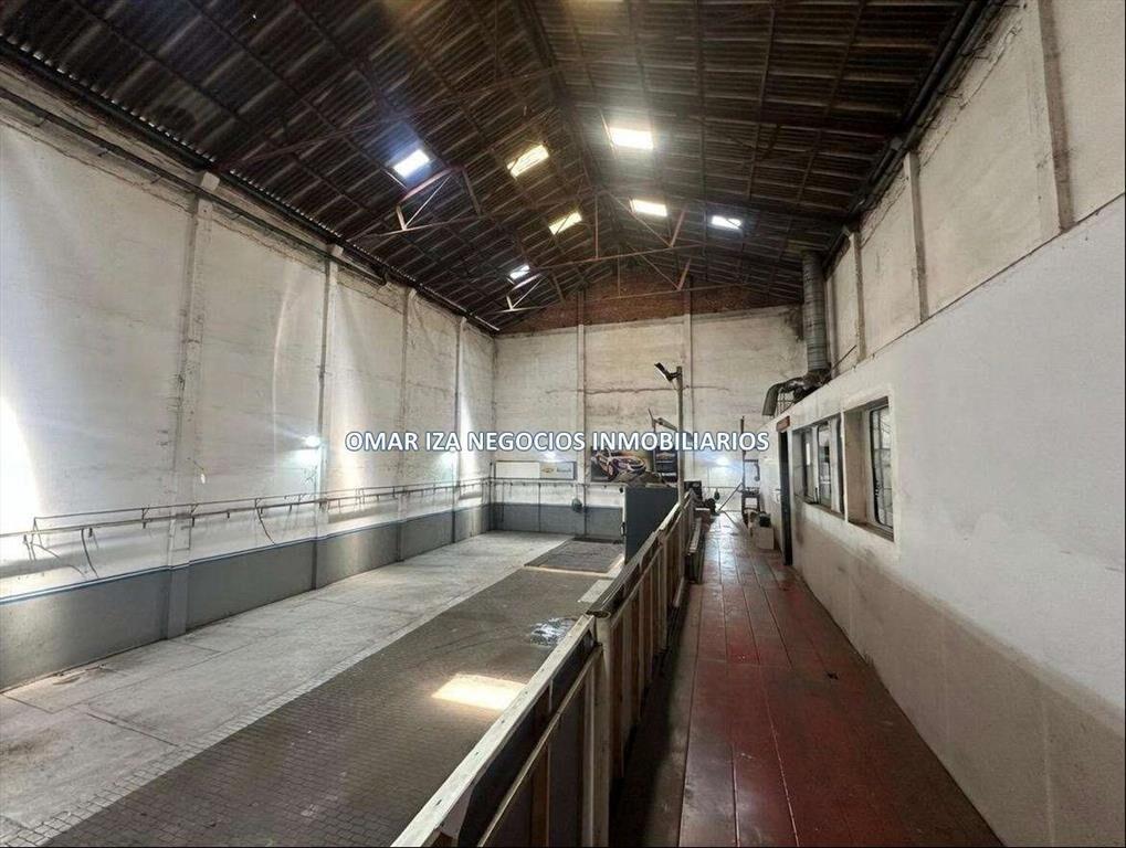 ALQUILER LOCAL COMERCIAL EN POCITOS, 1548M2 EDIFICADOS, ENT
