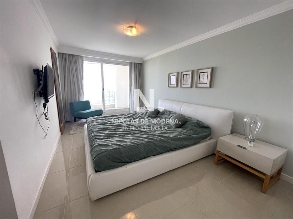 Apartamento de lujo, 3 dormitorios en suite + 2