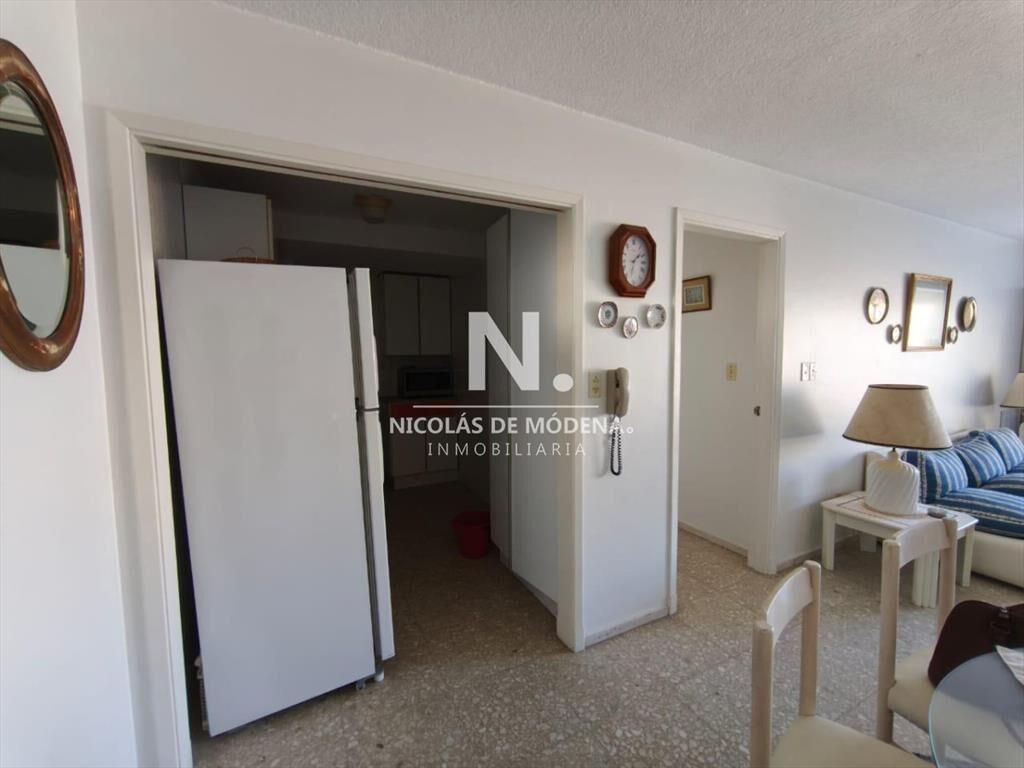 Apartamento EN VENTA - 3 dormitorios en - Punta