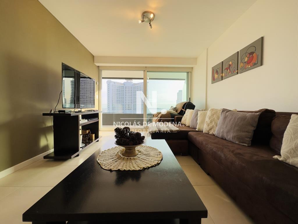 Venta y alquiler de apartamento de 3 dormitorios