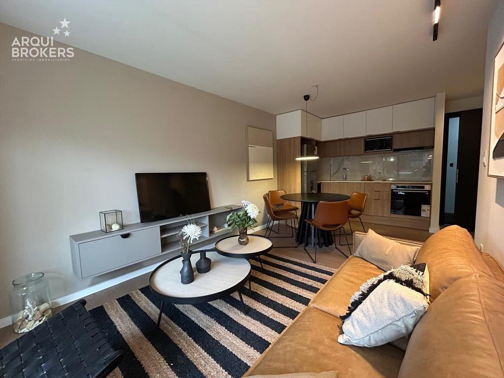 Apartamento de dos dormitorios en venta en Buceo - 003