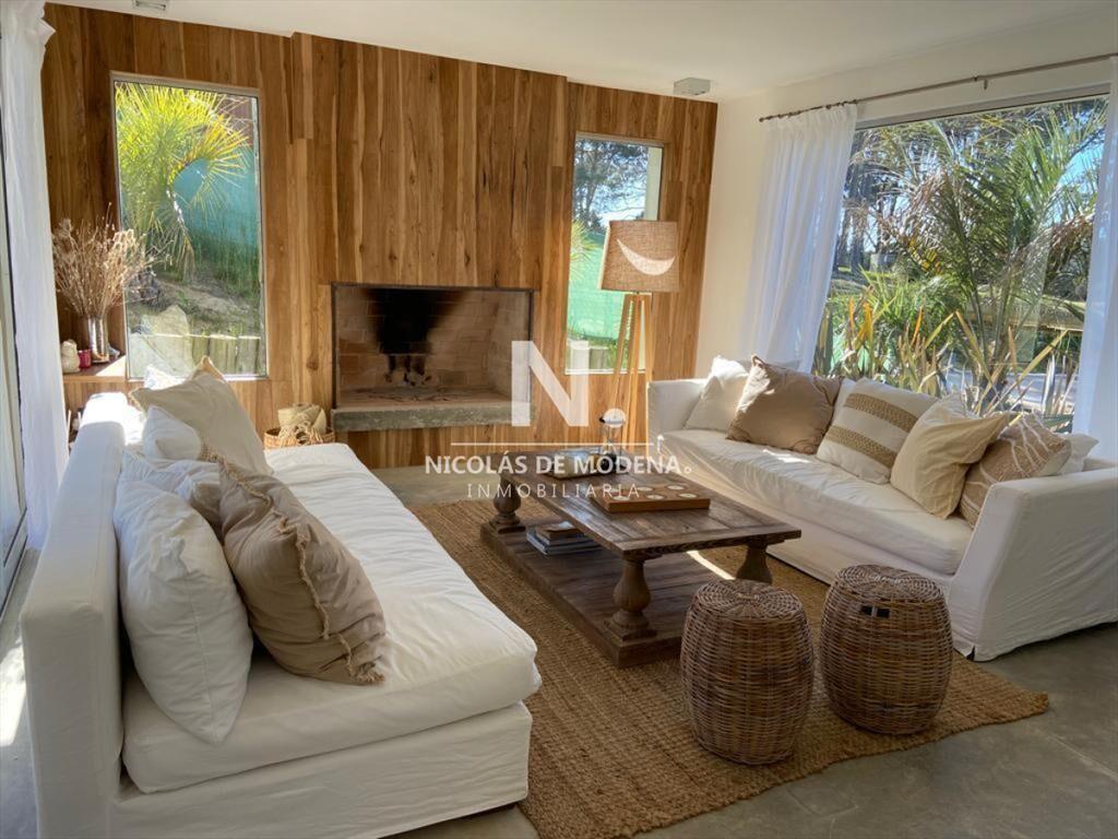 Alquila casa en Pinar del Faro en Jose Ignacio, de 3 dormit
